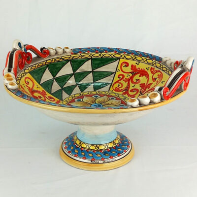 ceramic centerpiece with Sicilian decoration