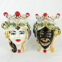 Moor heads with fruit and ceramic crown